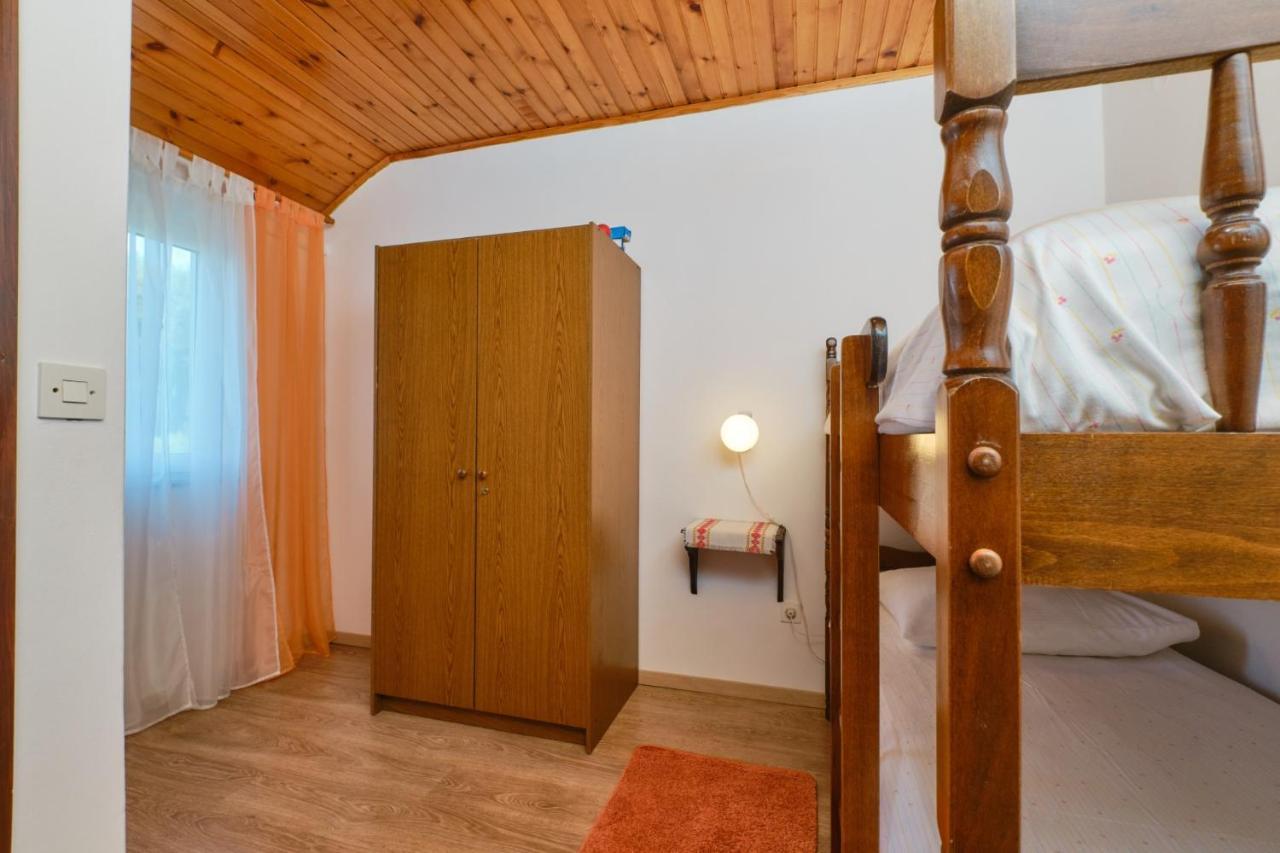 Apartments Blanka Нерезине Екстериор снимка