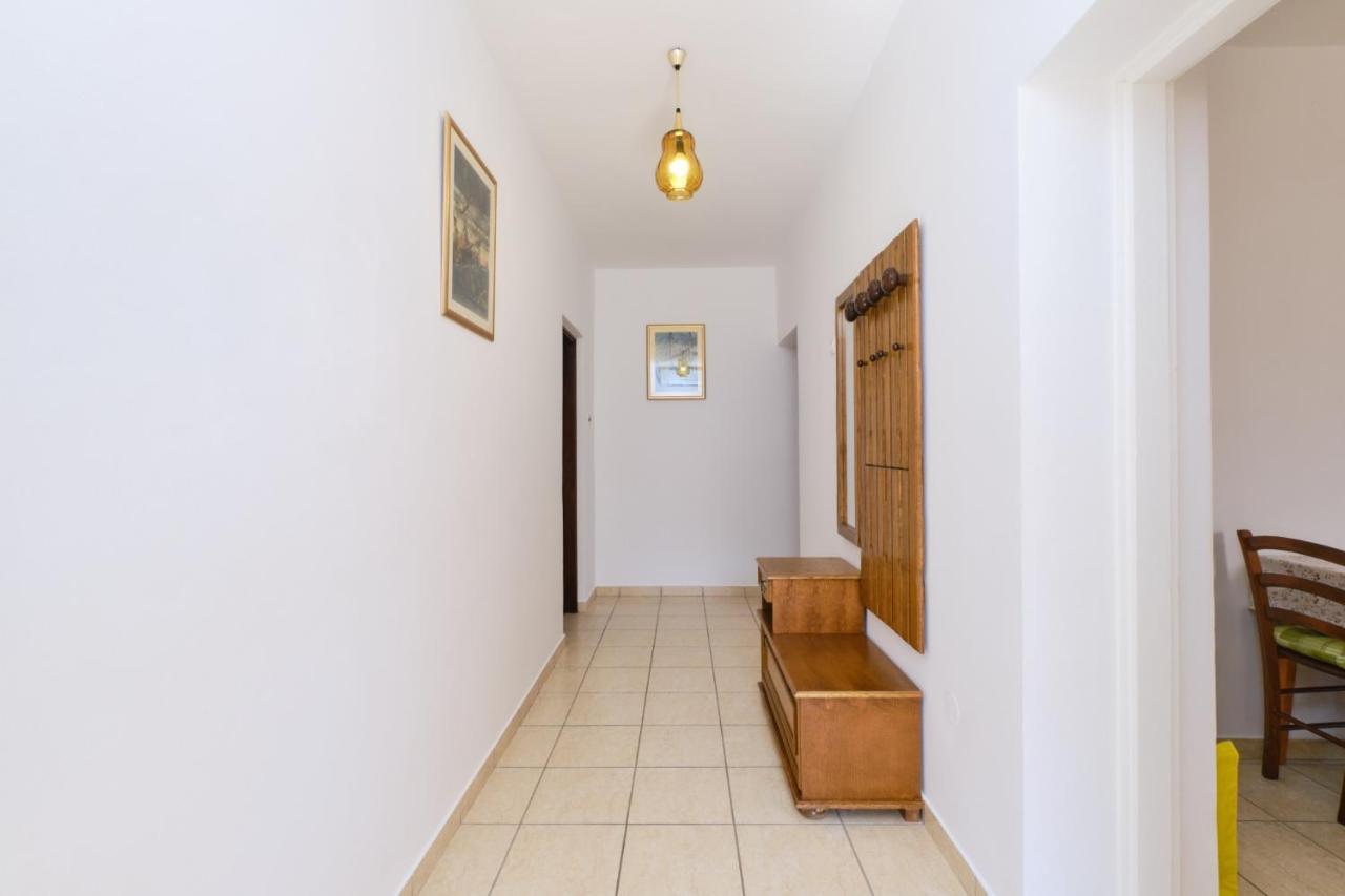 Apartments Blanka Нерезине Екстериор снимка